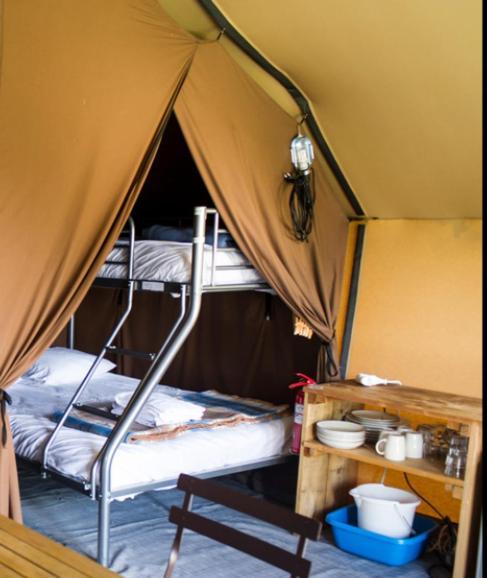 Camping Onlycamp Les Vailhes Lodève Exterior foto